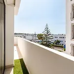 Appartement Lumineux Avec Terrasse